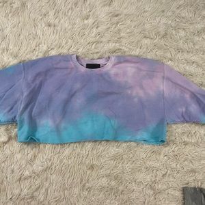 Cropped crew neck